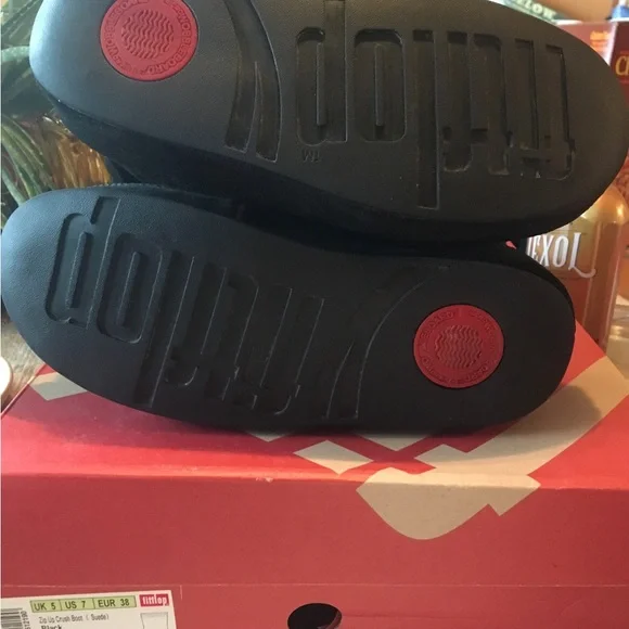 EUC FitFlop Tall Black Suede Crush Boot Women's Size 7 - Picture 6 of 7